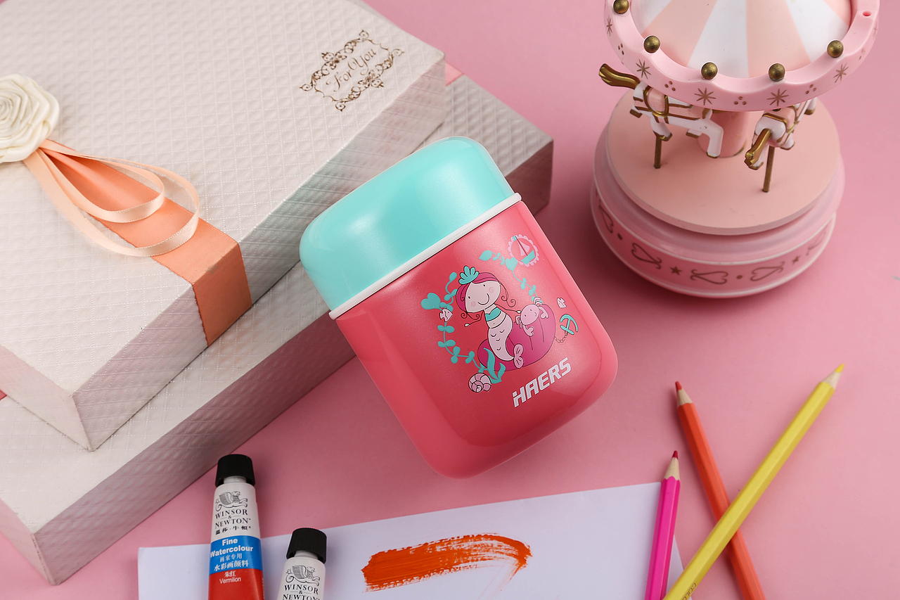 儿童焖烧杯（图ZOTAzMjYwMzY=） - 产品摄影 - 站酷设计师商业产品摄影原创素材 - 站酷ZCOOL