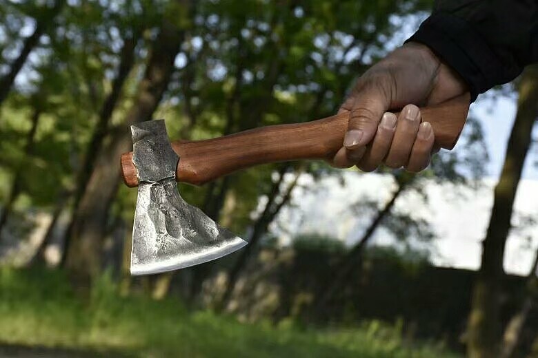 和风堂美术刀剑 锰钢夹钢手斧/飞斧（图ZMjA1NjA2ODM2） - 工艺品设计 - 站酷设计师和风堂美术刀剑原创素材 - 站酷ZCOOL