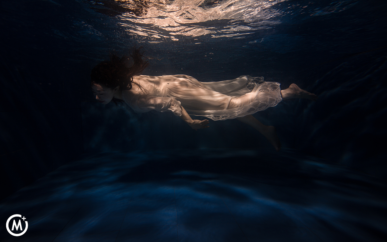 鱼（图ZMzMwMTQ2ODg=） - 人像摄影 - 站酷设计师hubo1028原创素材 - 站酷ZCOOL