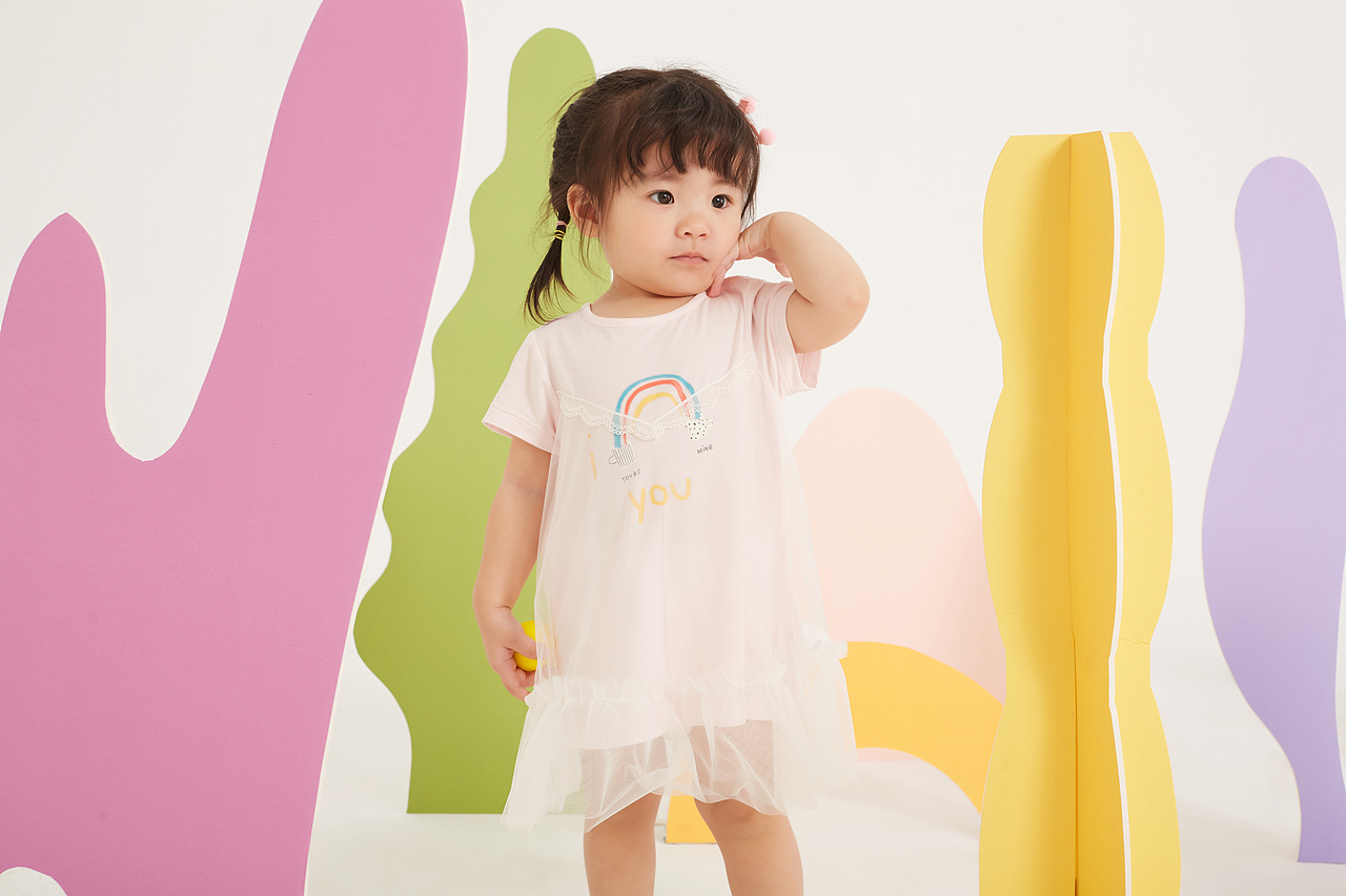 時尚小熊童裝拍攝（圖ZMzMyOTQ5ODU2） - 時尚/藝術攝影 - 站酷設計師廣州騰瑜廣告攝影原創(chuàng)素材 - 站酷ZCOOL