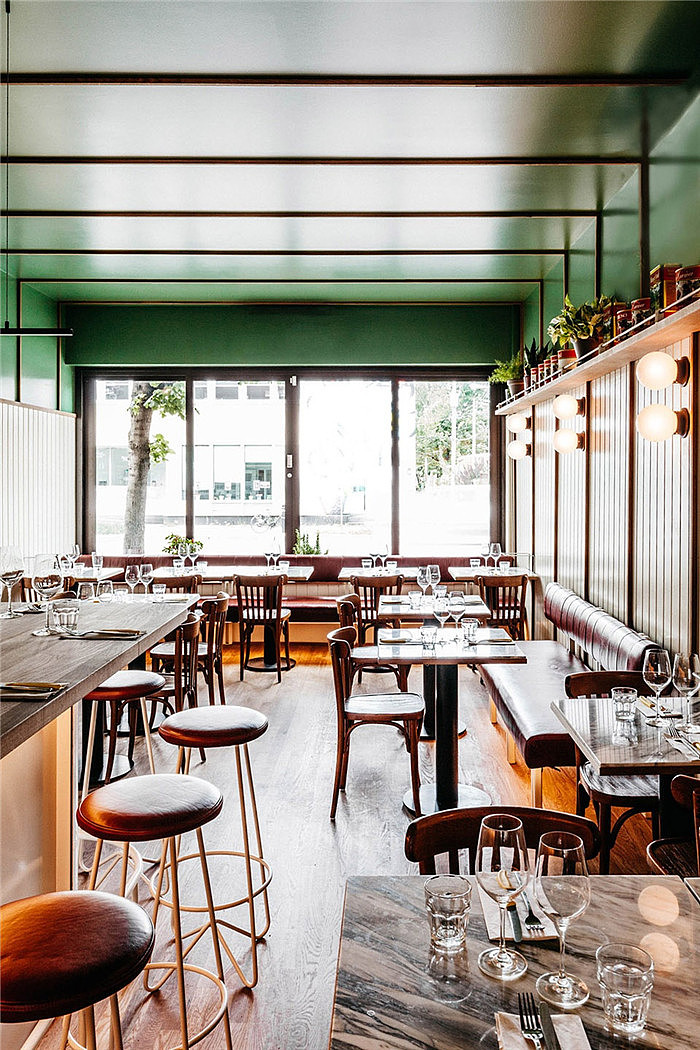 复古温暖风披萨餐厅装修设计方案-郑州餐厅装修公司