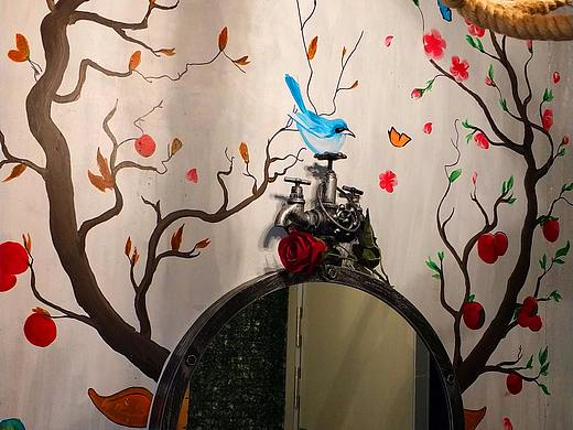 花三益音樂手提火鍋墻體彩繪案例（個(gè)人主頁-ZMjg1NzMxOTY=） - 新銳潮流插畫 - 站酷設(shè)計(jì)師馬背畫材原創(chuàng)素材 - 站酷ZCOOL