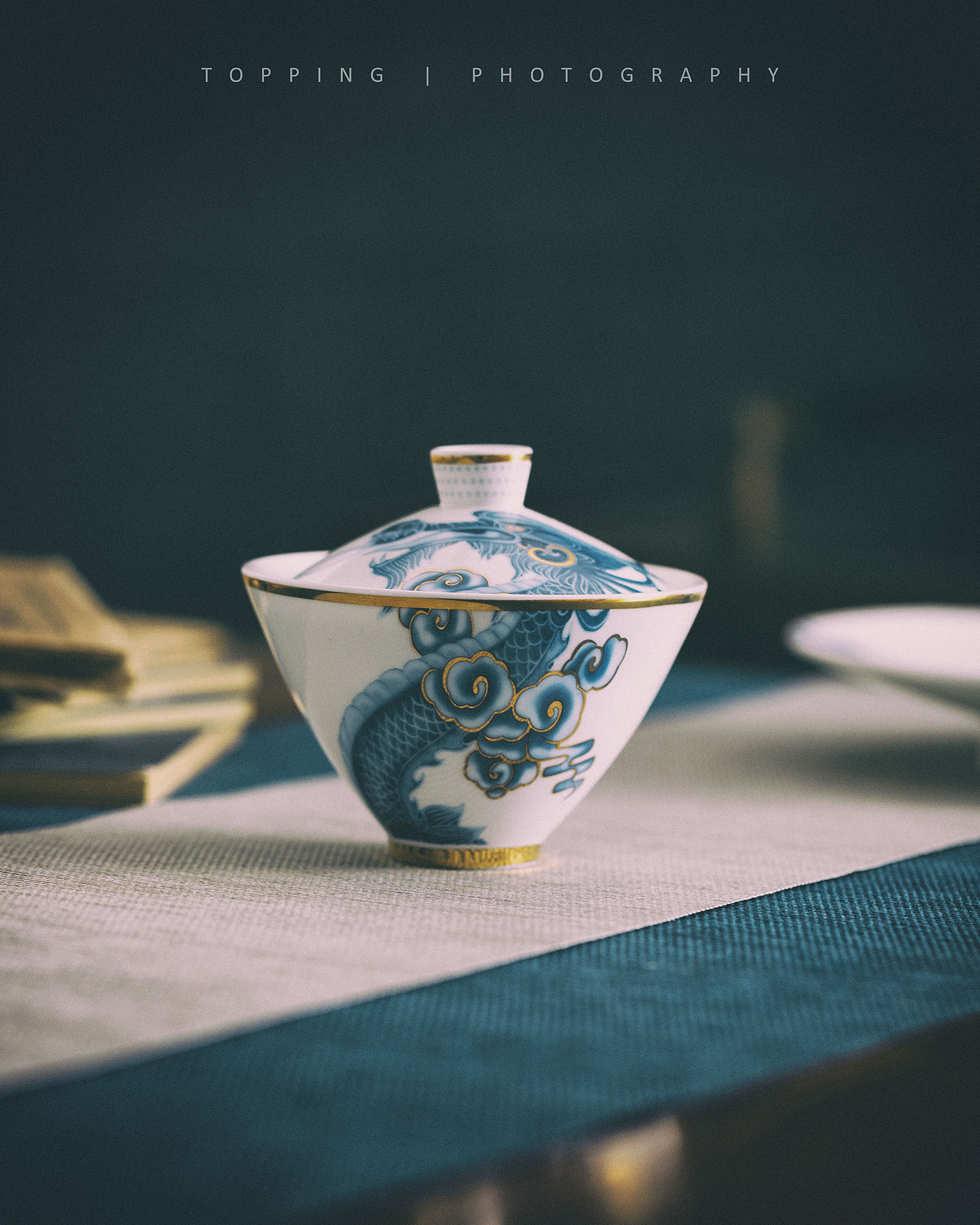 TOPPING·4月客照·云起龙骧燕窝盅（图ZMTU1NTEyMTQw） - 产品摄影 - 站酷设计师拓品视觉工作室原创素材 - 站酷ZCOOL