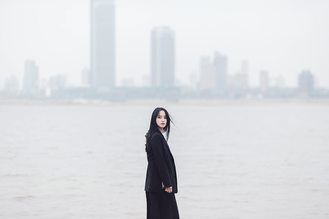 冬季里的温暖，来自心里，出自笑容（图ZMjMxOTE2MDg0） - 人像摄影 - 站酷设计师生活真闹腾原创素材 - 站酷ZCOOL
