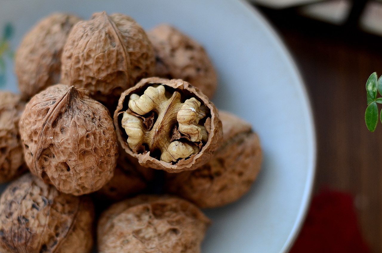 深纹核桃（图ZMzIwNjMwMjcy） - 美食摄影 - 站酷设计师生菜包饭真好吃啊原创素材 - 站酷ZCOOL