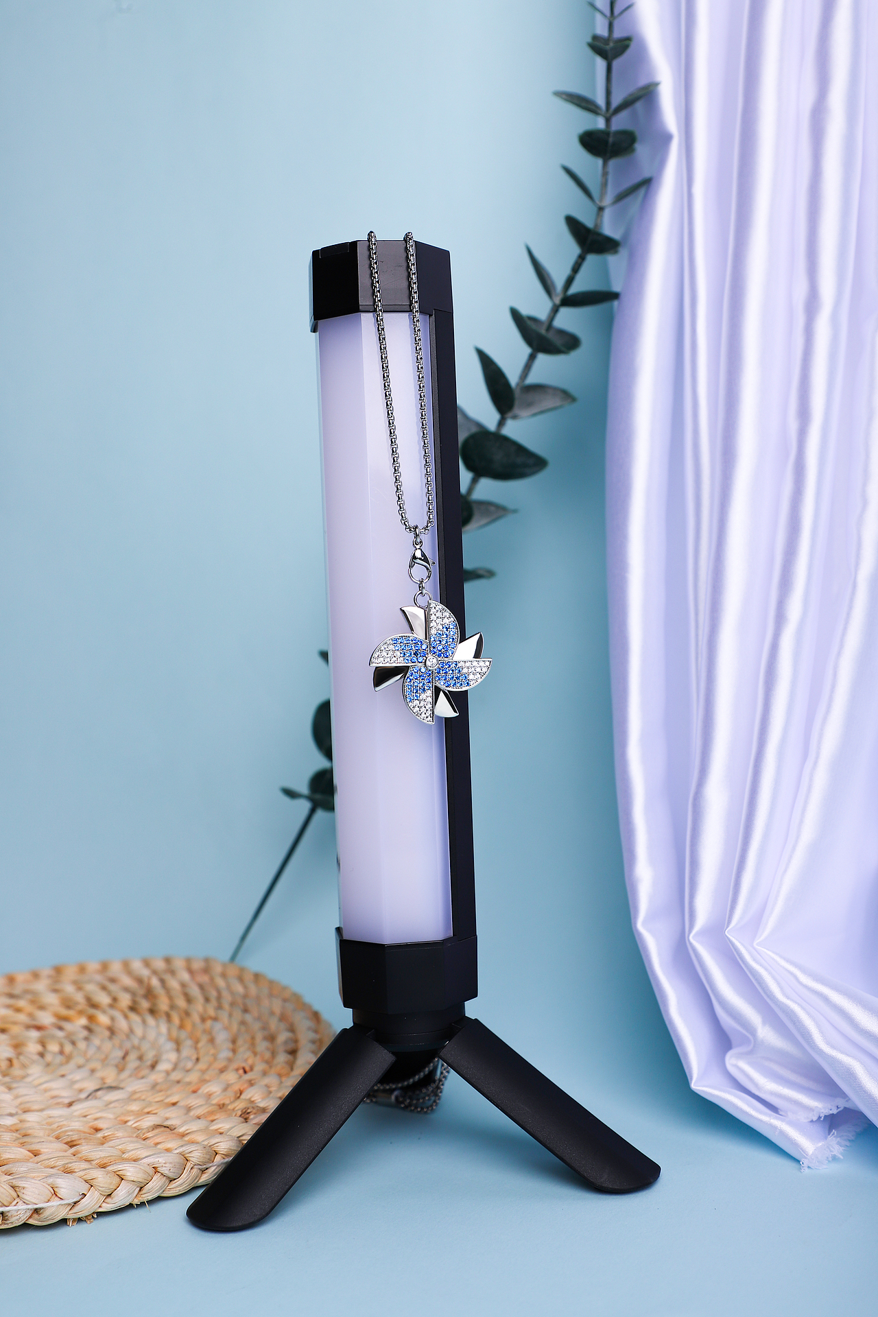 水晶镶钻挂饰（图ZMzA2OTc4MTgw） - 产品摄影 - 站酷设计师假正经Girlirl原创素材 - 站酷ZCOOL