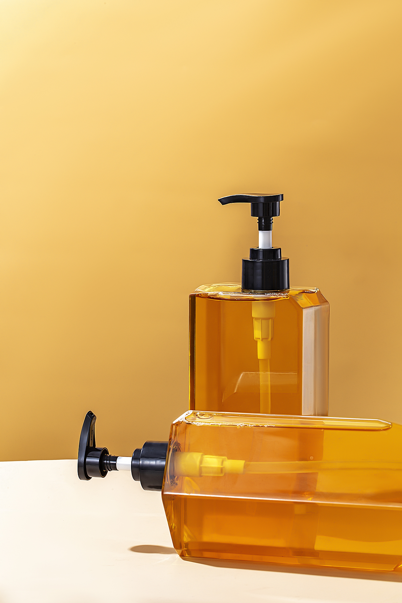 卸妆油、洗发水产品拍摄产品设计（图ZMzUzNDE0Mjg4） - 产品摄影 - 站酷设计师huaniu原创素材 - 站酷ZCOOL