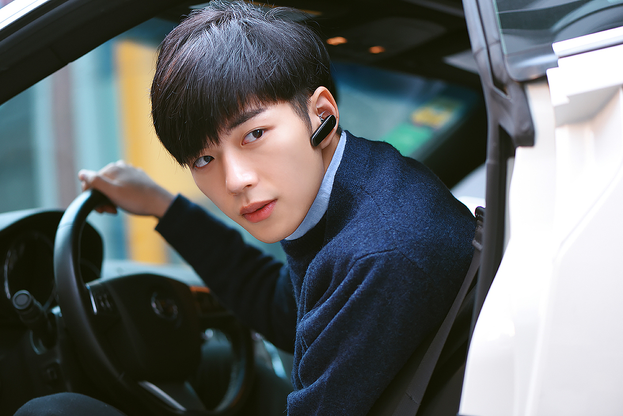 美讯蓝牙耳机拍摄