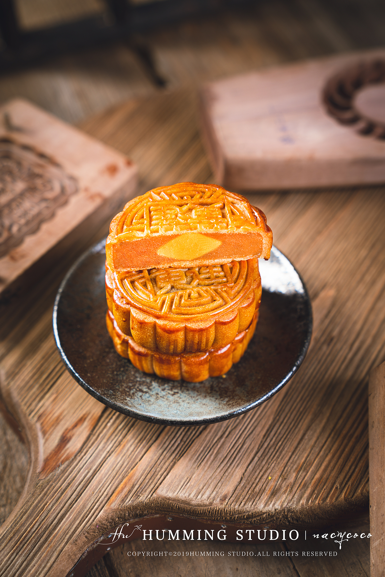 月饼（图ZMTcwNjcyMzI4） - 产品摄影 - 站酷设计师NACYCOCO原创素材 - 站酷ZCOOL