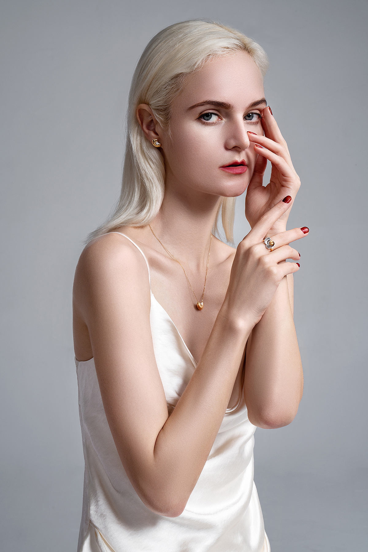 珠宝佩戴|r&u vision|摄影|人像摄影|ru广告摄影_原创作品-站酷zcool