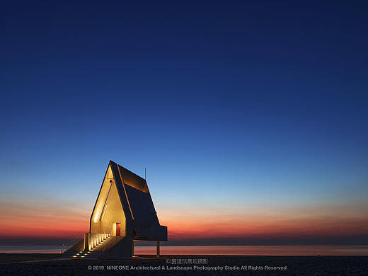 阿那亞教堂和孤獨(dú)的圖書館（個(gè)人主頁-ZMzI5NDc5MDA=） - 風(fēng)光攝影 - 站酷設(shè)計(jì)師玖壹建筑景觀攝影原創(chuàng)素材 - 站酷ZCOOL