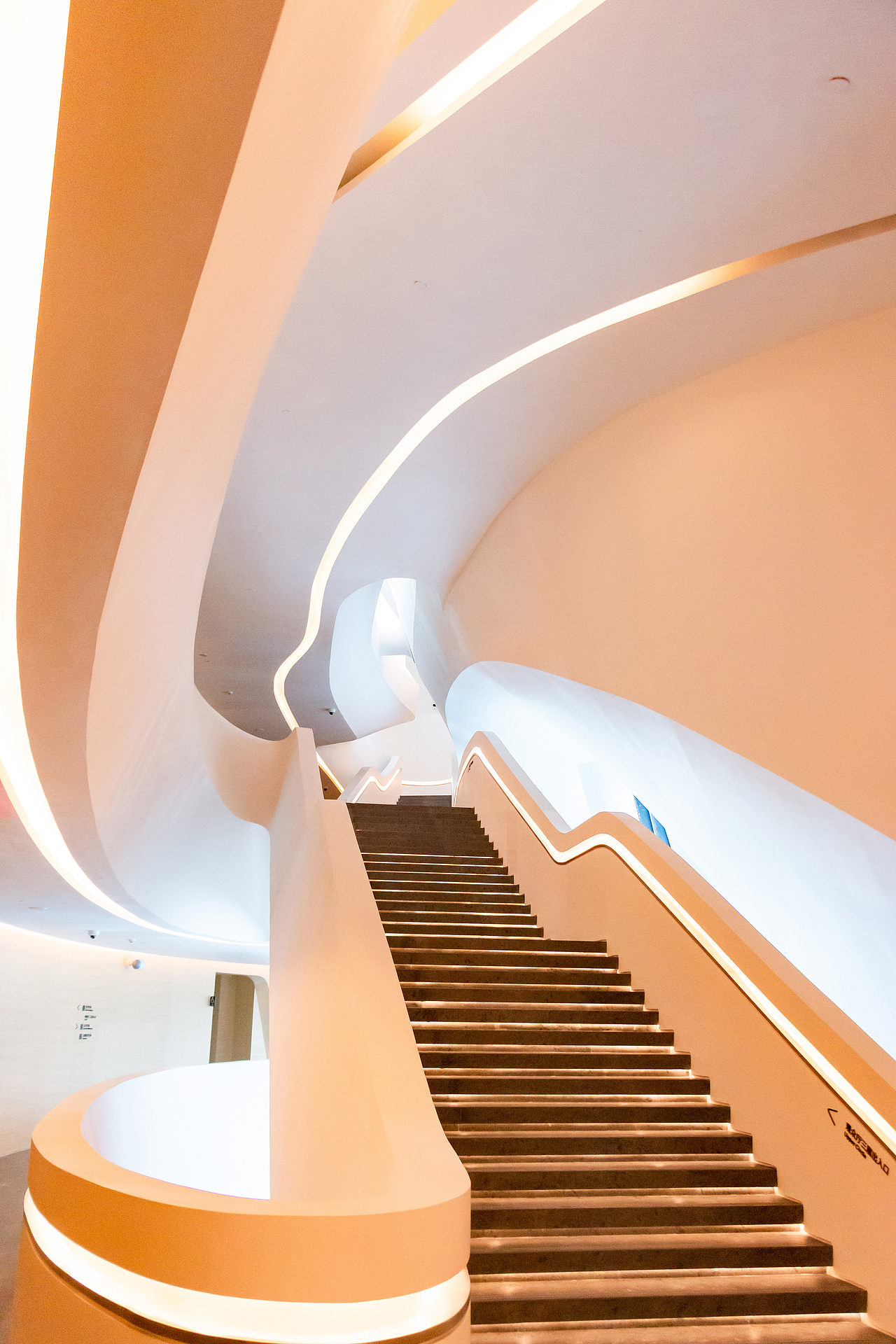 长沙建筑摄影 梅溪湖文化艺术中心（图ZMTY5NDE3NTI4） - 环境/建筑摄影 - 站酷设计师发条不橙原创素材 - 站酷ZCOOL