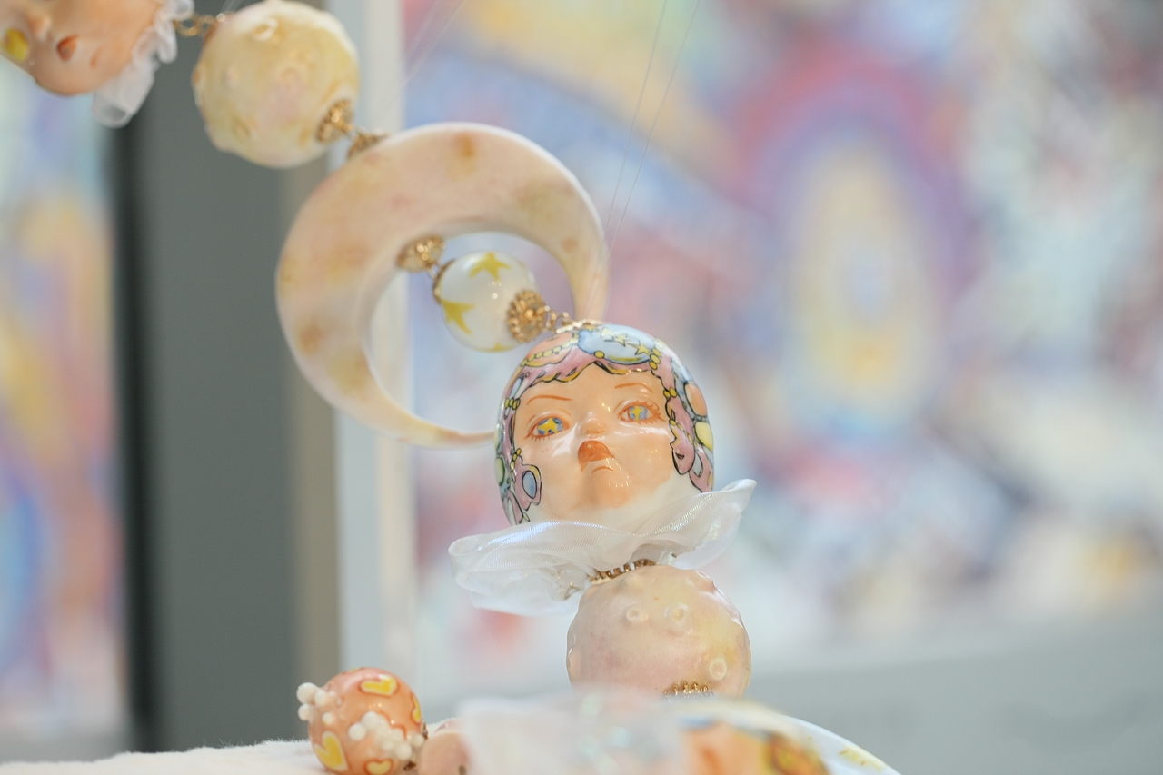 陶瓷作品《乱脸》（图ZMjI4OTQxNDc2） - 其他手工艺 - 站酷设计师梅沙misa原创素材 - 站酷ZCOOL