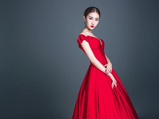 婚纱礼服
