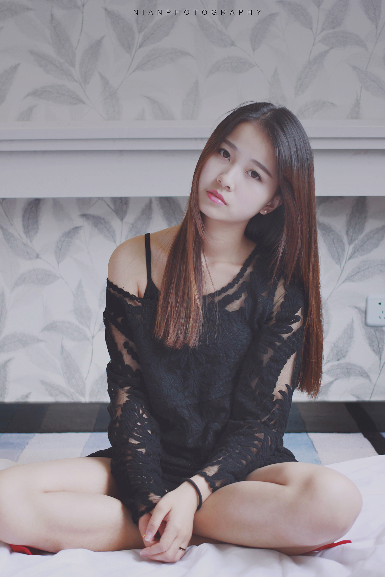 越过谎言去拥抱你