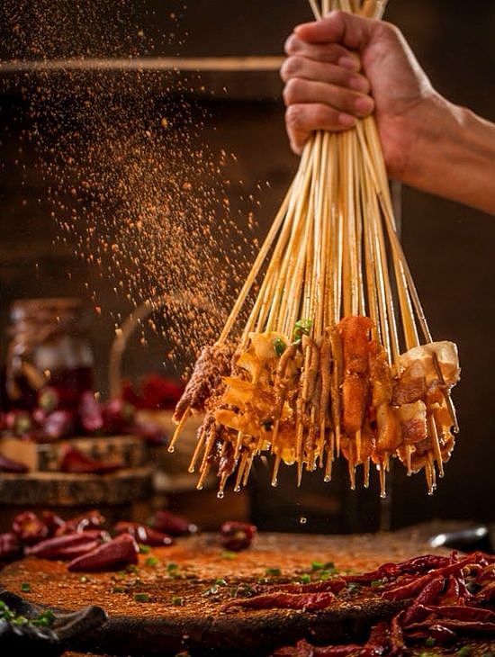 图片里的烟火气，烧烤应该有的样子（图ZMzYwOTcyNzk2） - 美食摄影 - 站酷设计师飞驰的老姜原创素材 - 站酷ZCOOL