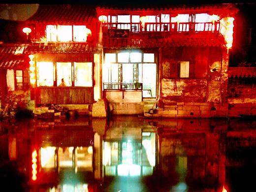 古镇夜景