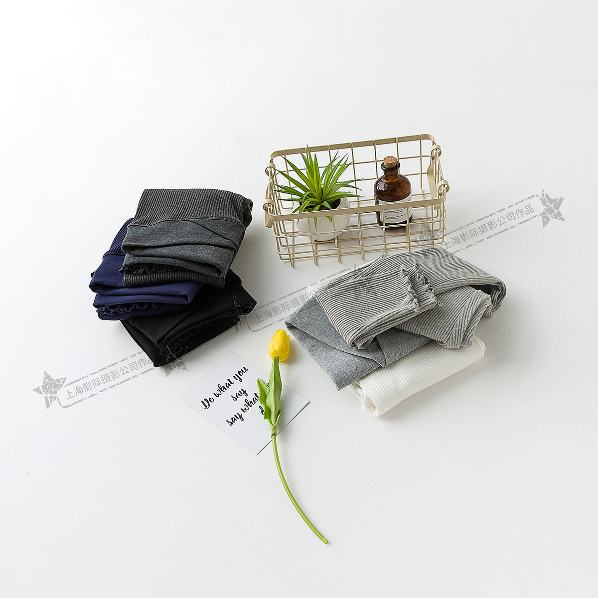 创意平铺拍摄 打底裤 网店上新图片拍摄