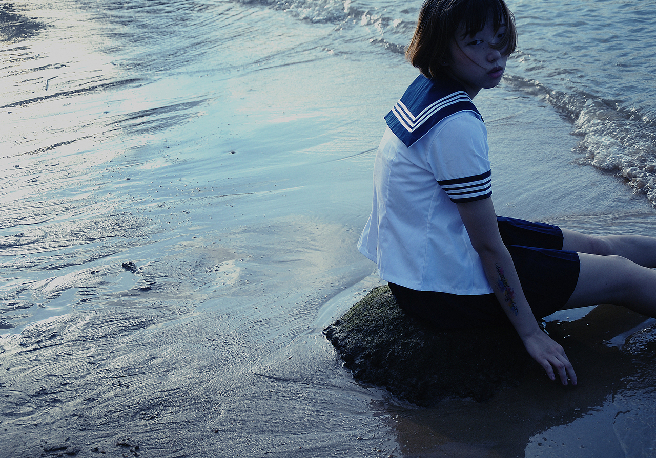 【海的这边，海的那边】（图ZNTA3NDMyMDA=） - 人像摄影 - 站酷设计师Tony恶魔的艺术馆原创素材 - 站酷ZCOOL