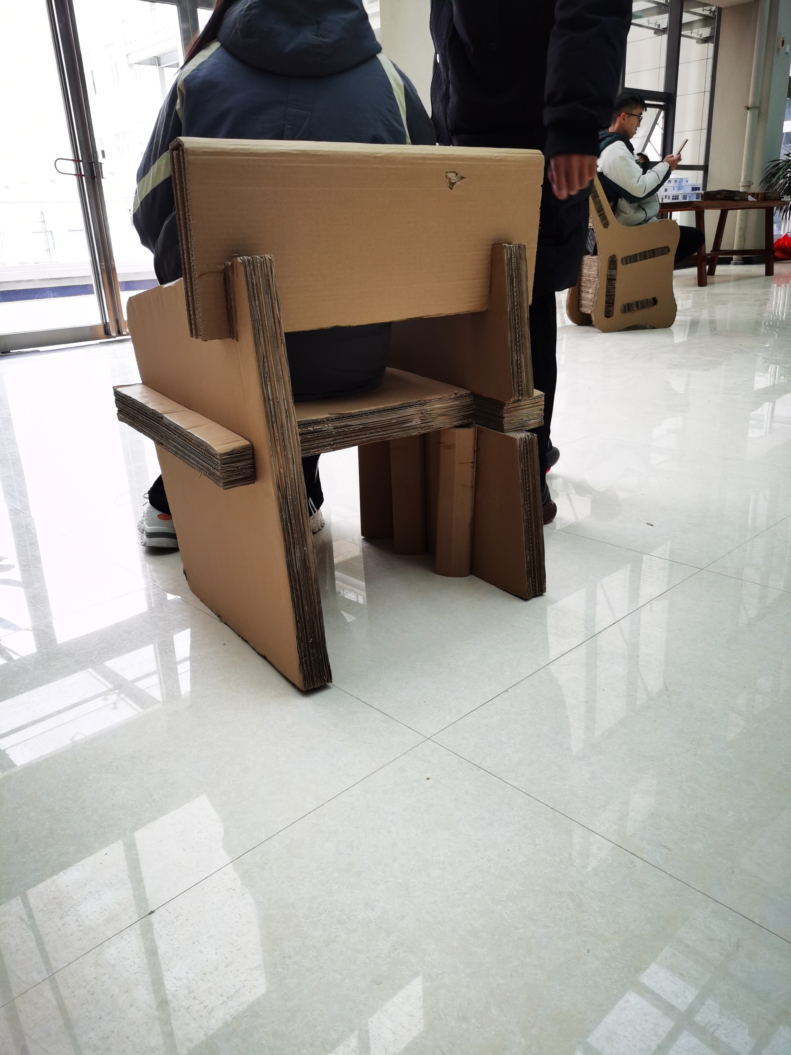 瓦楞纸椅子设计