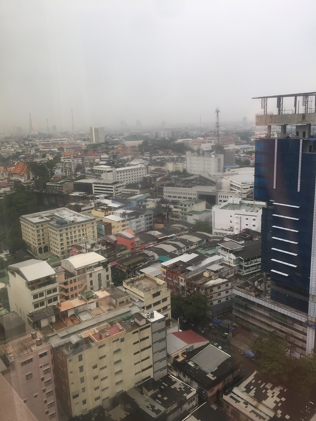 北京与泰国之光