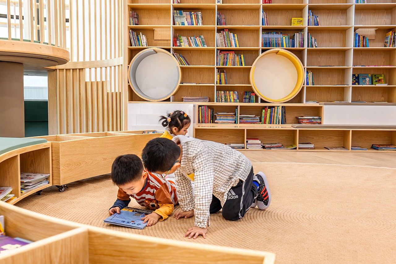 自然氧气屋,城市里的森林王国,幼儿园室内装修设计