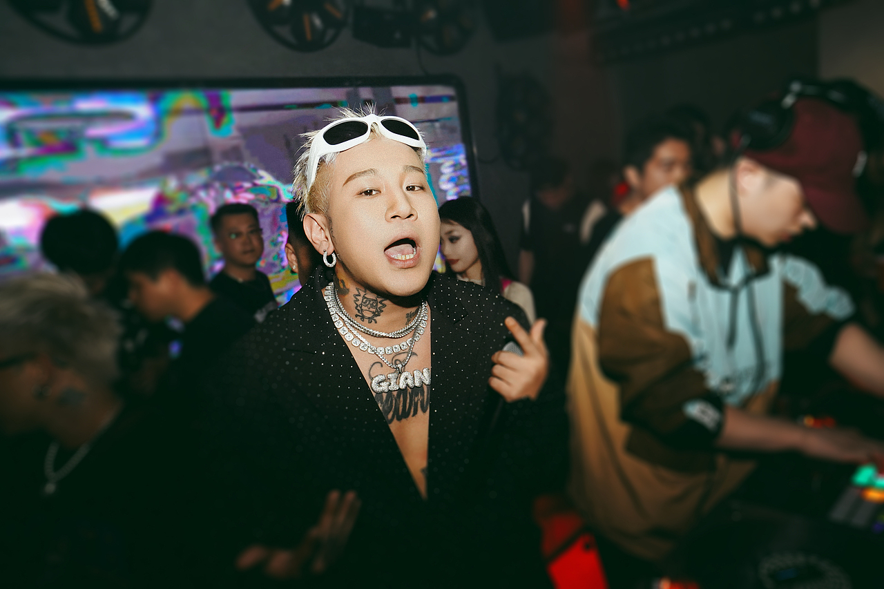 Hip-hop夜店酒吧摄影作品（图ZMzQzNzY0MDI4） - 人像摄影 - 站酷设计师马惟惟原创素材 - 站酷ZCOOL