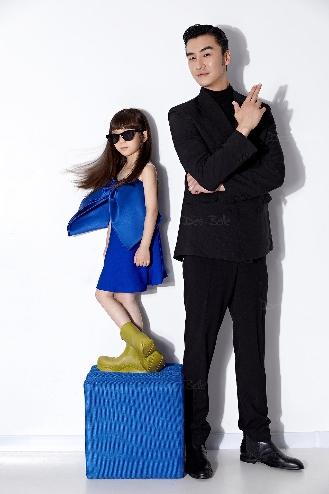 202208新品全家福亲子系列（图ZMzExMzc1MzU2） - 人像摄影 - 站酷设计师德斯贝儿风格原创素材 - 站酷ZCOOL