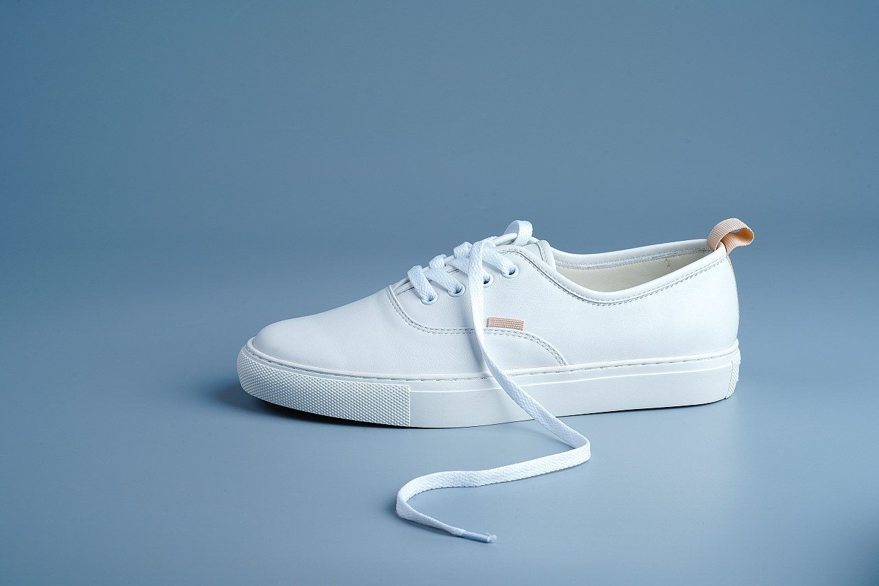 小白鞋拍摄,静物拍摄