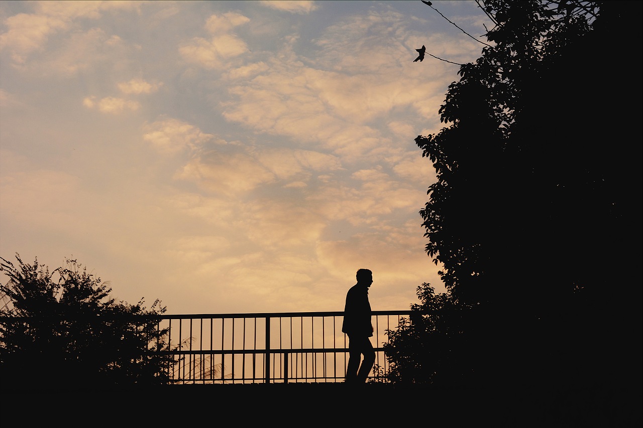 你好，陌生人（图ZOTk1Mjk0NzI=） - 人文/纪实摄影 - 站酷设计师465739788原创素材 - 站酷ZCOOL