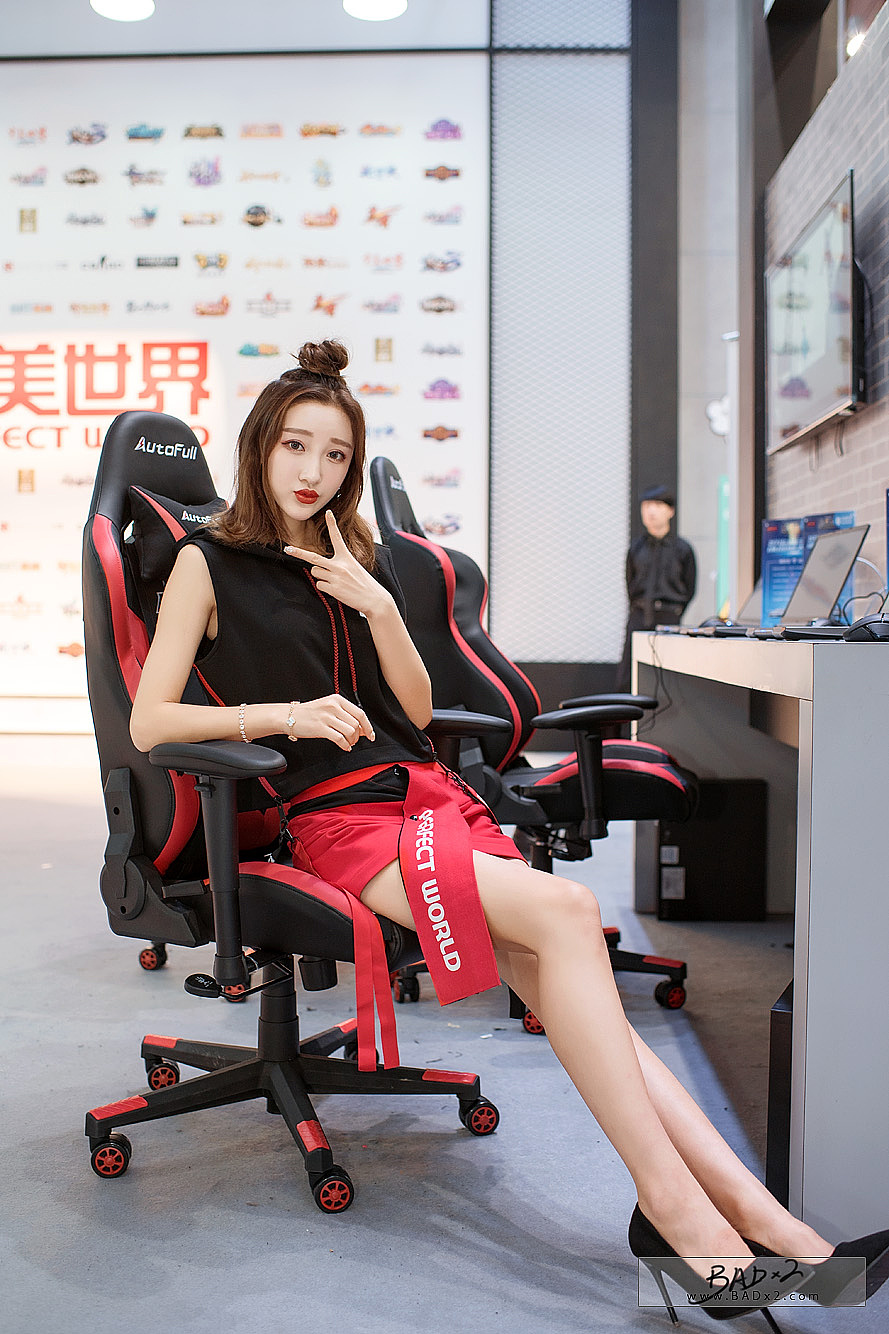 2017ChinaJoy ShowGirl随拍(二)（图ZODkyODM2ODA=） - 人像摄影 - 站酷设计师kenzou原创素材 - 站酷ZCOOL