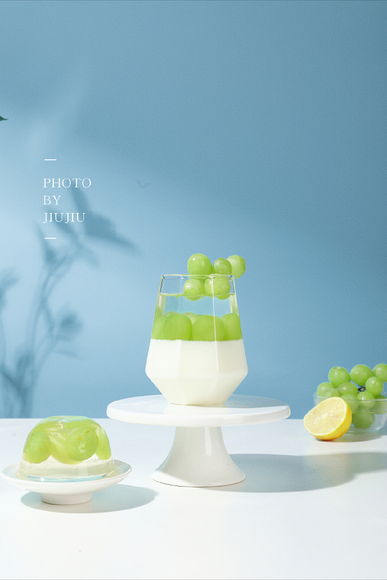 绿色青汁饼干和牛奶搭配图片素材-编号23550601-图行天下