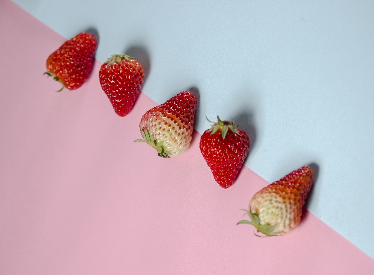 草莓摄影图__水果_生物世界_摄影图库_昵图网nipic.com