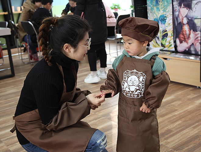 陶艺店加盟时指间顺利赢得财富未来