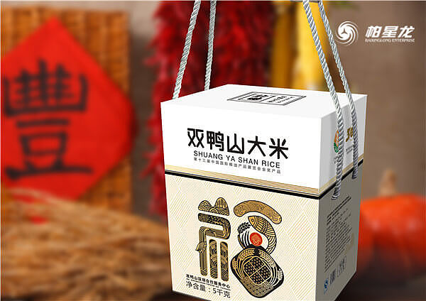 北田双鸭山大米包装设计,柏星龙让你把“福”带回家(图ZMTAyMTUwNjUy) - 包装 - 站酷设计师柏星龙设计原创素材 - 站酷ZCOOL