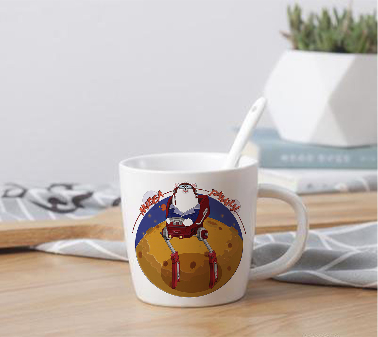 熊小美一家的月球之旅