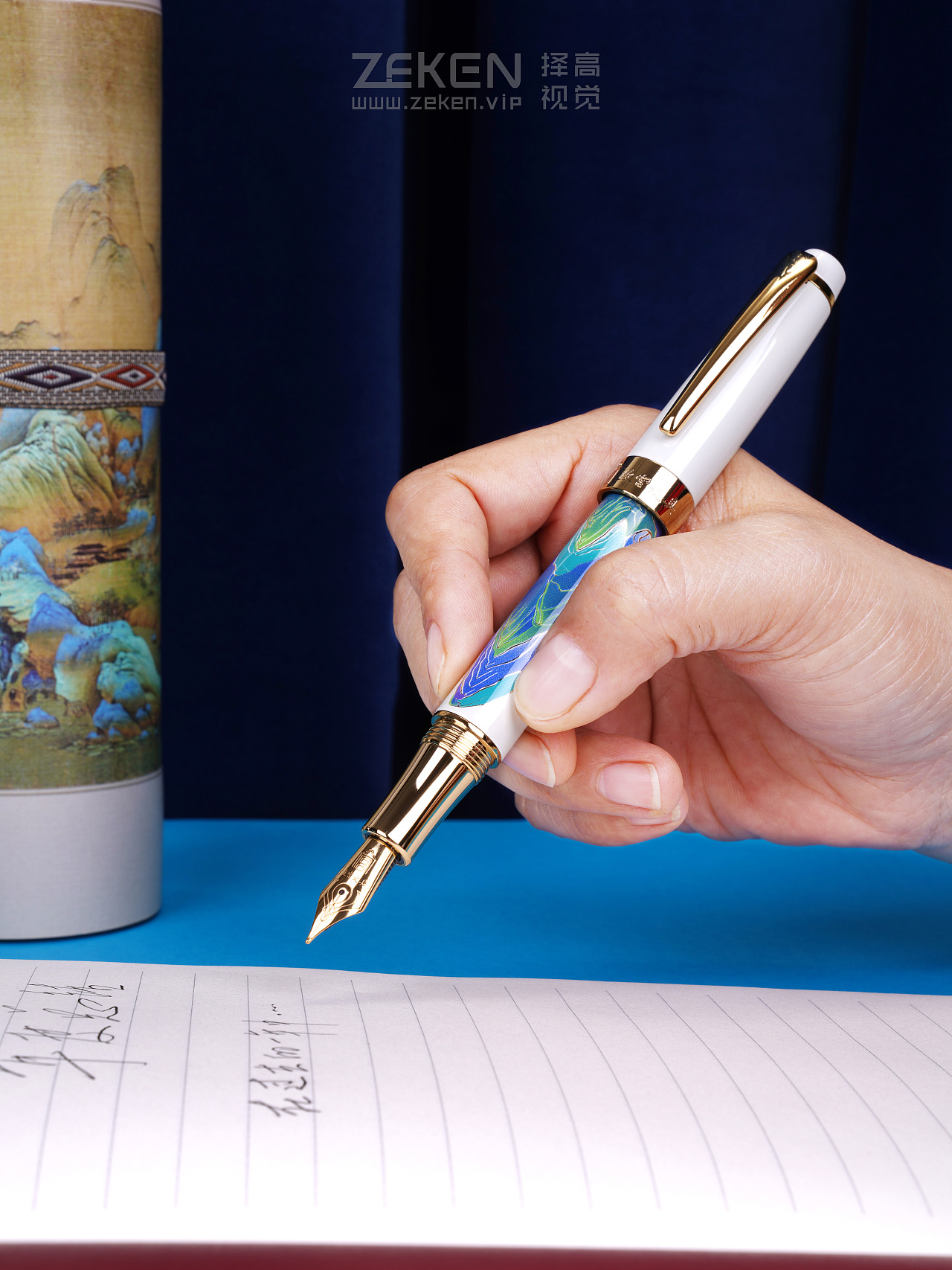 钢笔 ✒️ 故宫文创类产品拍摄（图ZMjMwNTU1NTE2） - 产品摄影 - 站酷设计师择高摄影原创素材 - 站酷ZCOOL