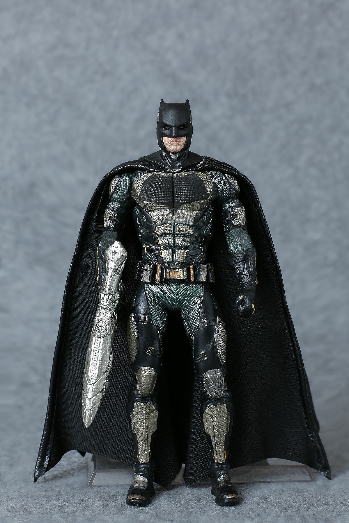 mafex 战术装甲蝙蝠侠