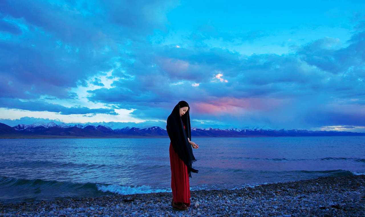 摄影初学者如何拍好海景人像?绵阳优秀摄影老师带你拍