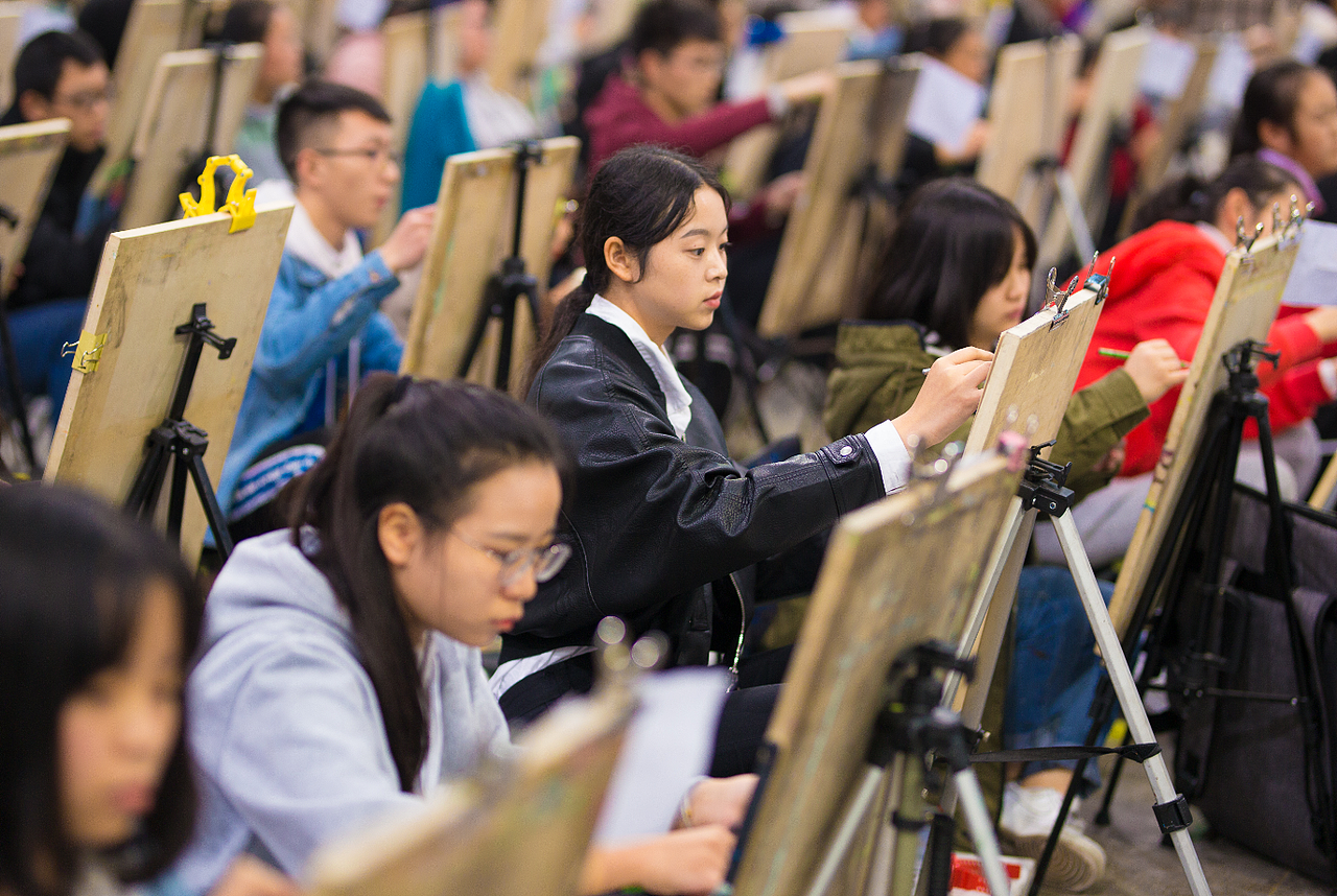 贵州美术模拟考试（图ZMTM0Mzg3MjYw） - 人像摄影 - 站酷设计师贵州美术网原创素材 - 站酷ZCOOL