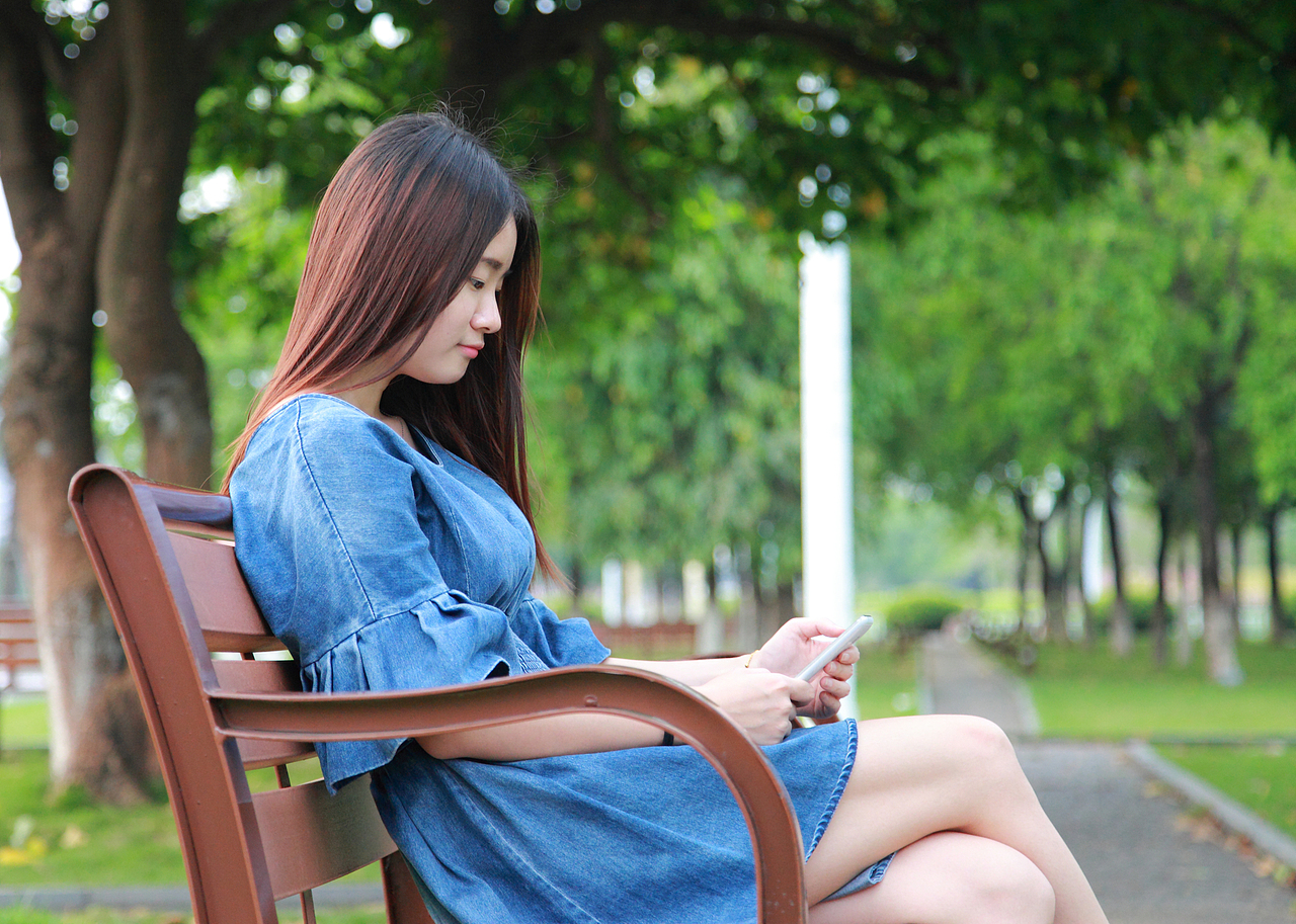 丨 一匹黑马 丨 生活之外 现实之中