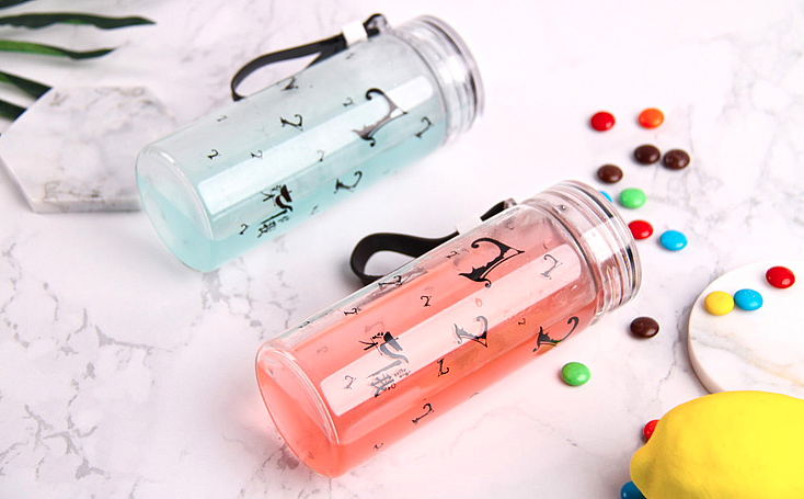 产品拍摄《柒个我》官方授权IP衍生品