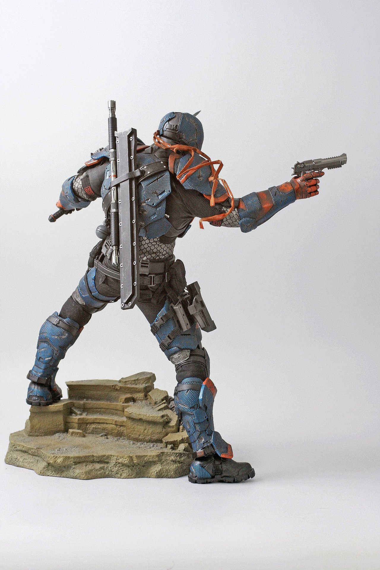 hottoys 阿卡姆骑士 丧钟 包胶素体改造 做旧