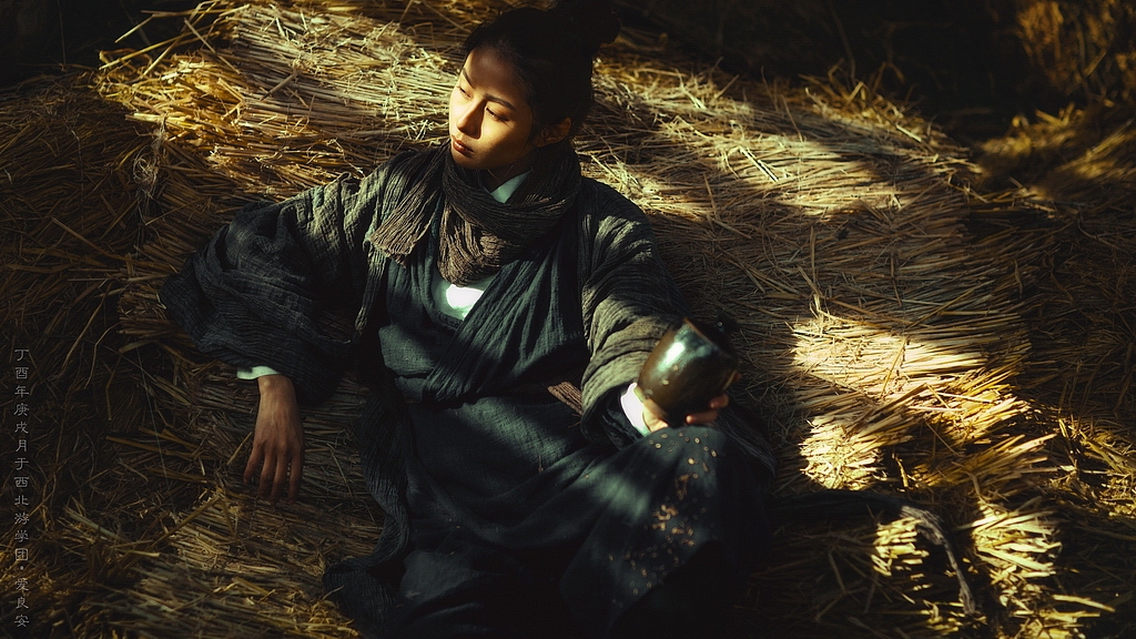 旗未动（图ZOTY1NTcwODQ=） - 人像摄影 - 站酷设计师摄影师爱良安原创素材 - 站酷ZCOOL