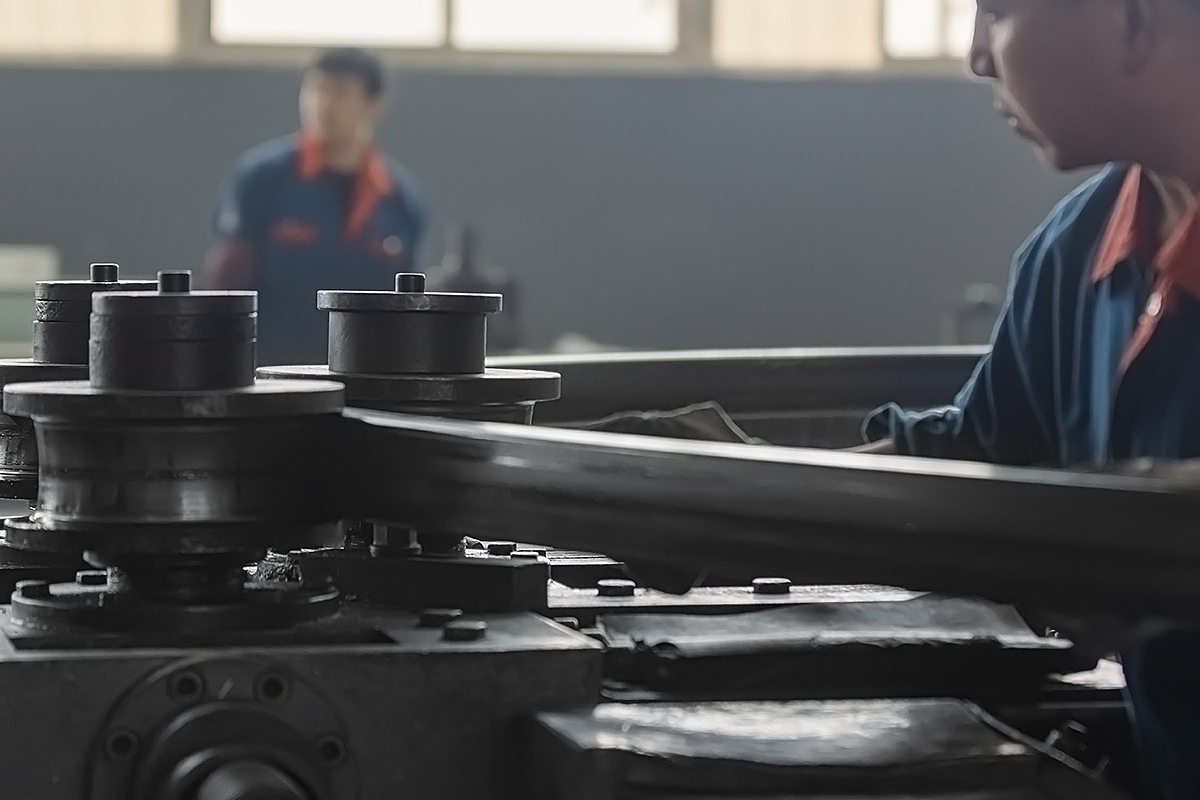 外貿(mào)行業(yè)-企業(yè)工廠人物環(huán)境宣傳片拍攝花絮（圖ZMzQ0MzU2OTYw） - 人文/紀(jì)實攝影 - 站酷設(shè)計師鄭州靜物美食攝影原創(chuàng)素材 - 站酷ZCOOL