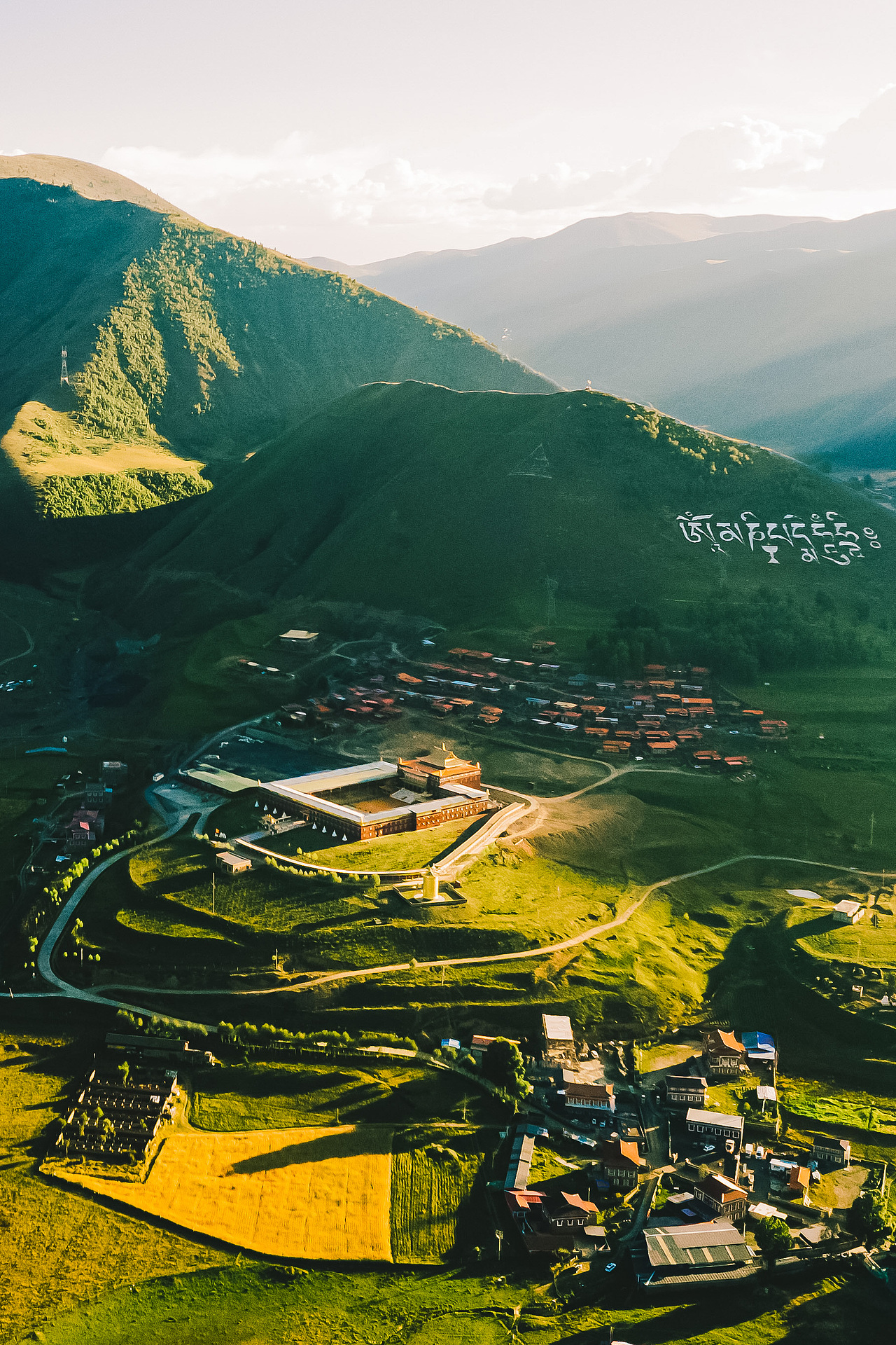 川西理塘天空之城