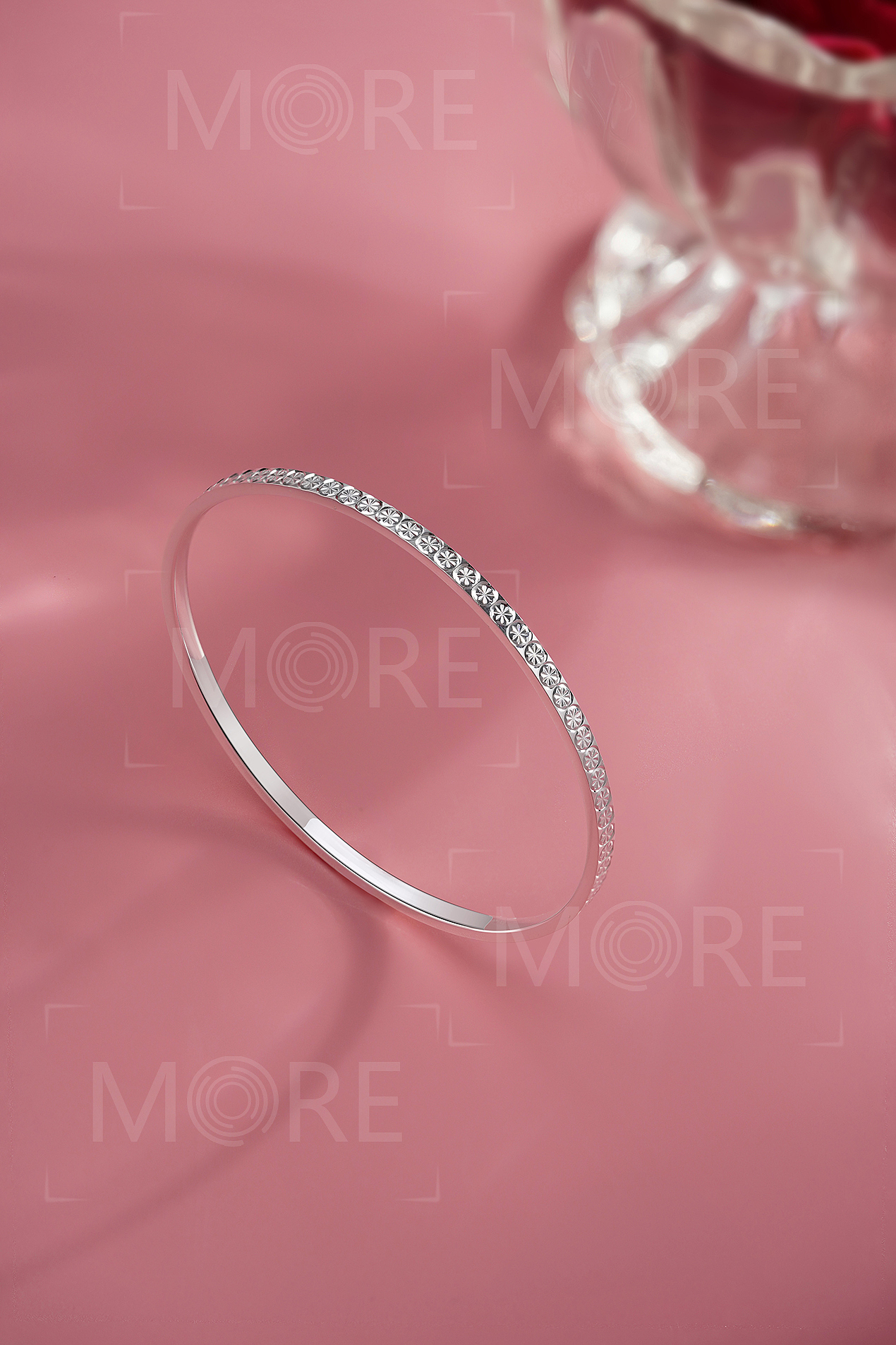 手鐲拍攝（圖ZMzA2NzU2MjYw） - 產(chǎn)品攝影 - 站酷設(shè)計(jì)師茉香4溢原創(chuàng)素材 - 站酷ZCOOL