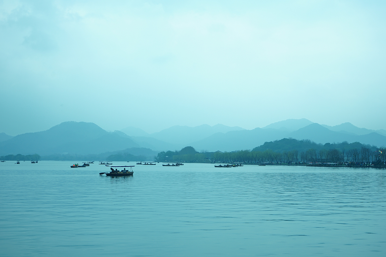 蓝色/绿——西湖