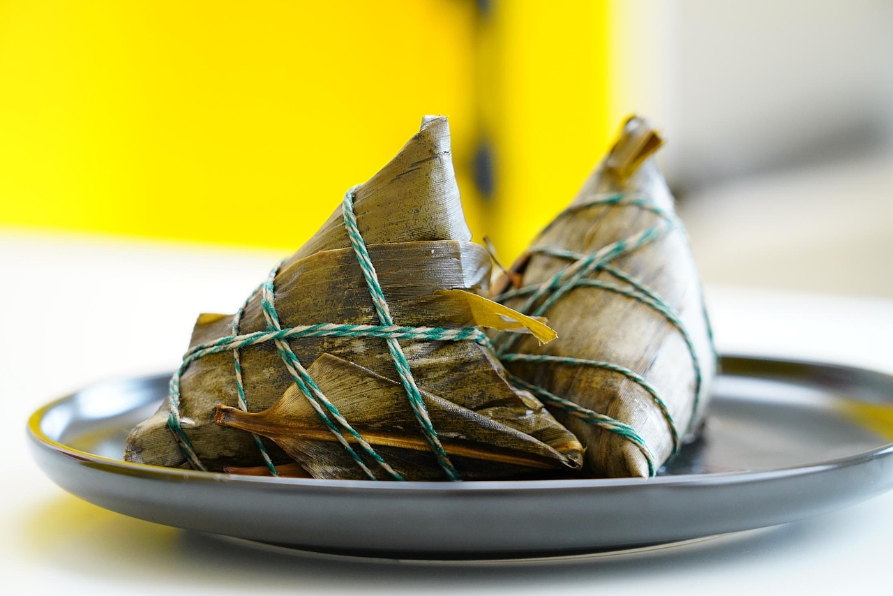 食品拍摄/美食摄影/电商拍摄/粽子拍摄（图ZMzM0NzIyMTQ0） - 产品摄影 - 站酷设计师野马科技原创素材 - 站酷ZCOOL