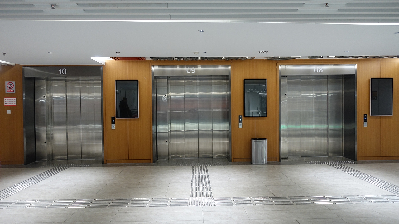 202003大兴机场装饰（图ZMzIzMTg1MzI4） - 展陈设计 - 站酷设计师ChampionWANG原创素材 - 站酷ZCOOL